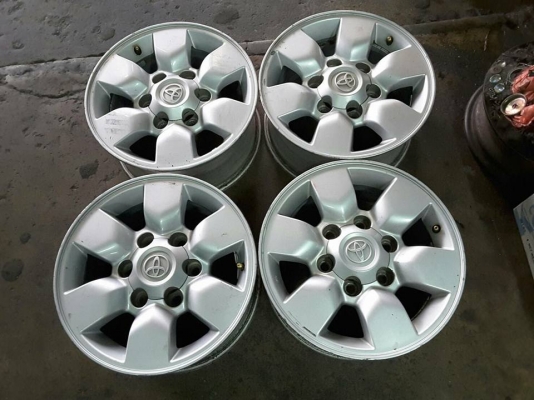 ล้อ Tiger D4D ขอบ15 กว้าง7 สภาพสวยๆ 1ชุด