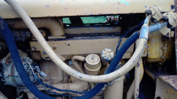 แทรคเตอร์ CAT D4D ตีนไก่ พร้อมใช้งาน แทรคเตอร์ CAT D4D ตีนไก่ พร้อมใช้งาน