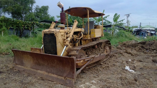 แทรคเตอร์ CAT D4D ตีนไก่ พร้อมใช้งาน