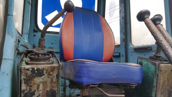 ขาย แบคโฮ KOBELCO SK200 Mark 2 เครื่อง 6BG1 เทอร์โบ ปั้มใหม่ ช่วงล่างเต็ม รถใช้งานได้ดี เอกสารใบซื้อขาย