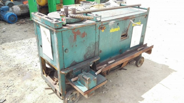 ** SOLD ** เครื่องดัดตัด2in1 BERGIN รุ่น BBC40A ดัด 40 mm / ตัด 32 mm(ใบมีดตัดมี2ข้างตัดได้2ฝั่ง)ไฟ 380V พร้อมใช้