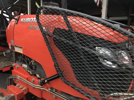 ขายรถไถคูโบต้า #M7040 สภาพนางฟ้า รถปี 59 ใช้งาน 534 ชั่วโมง รถมือ2 สภาพเหมือนใหม่ พร้อมอุปกรณ์ดันหน้า+ผาน7 #ราคา 768,000 บาท สนใจโทร 081-9136451 , 087-8390653  ขอดูรูปเพิ่มเติม Line:bow6451 ค่ะ #เล่มพร้อมโอน  #ราคาจัดส่งฟรี ค่ะ