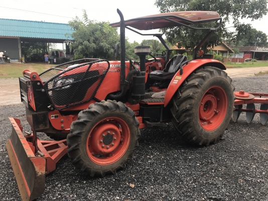 ขายรถไถคูโบต้า #M7040 สภาพนางฟ้า รถปี 59 ใช้งาน 534 ชั่วโมง รถมือ2 สภาพเหมือนใหม่ พร้อมอุปกรณ์ดันหน้า+ผาน7 #ราคา 768,000 บาท สนใจโทร 081-9136451 , 087-8390653  ขอดูรูปเพิ่มเติม Line:bow6451 ค่ะ #เล่มพร้อมโอน  #ราคาจัดส่งฟรี ค่ะ