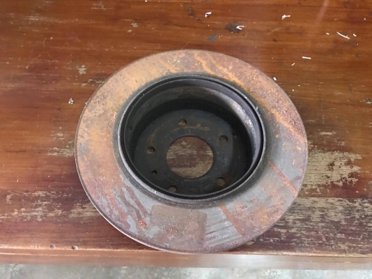 ขาย จานดิสก์ W123 รุ่น 300D ครับ