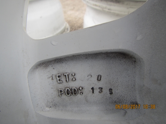 ขายล้อลายเบดเล่ 16นิ้ว 6รู 139.7 กว้าง 8 ขายล้อลายเบดเล่ 16นิ้ว 6รู 139.7 กว้าง 8