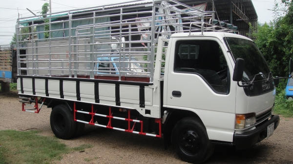 ISUZU NPR หัวการ์ตูน คัสฃีKS แอร์ ฟิล์ม เพาเวอร์ ยางเรเดียล6เส้น เครื่องแน่น คัสฃีสวย รถขับดีพร้อมใช