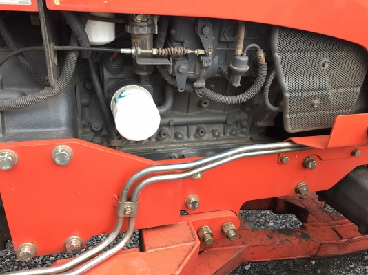 ขายรถไถคูโบต้า M8540 ใช้งาน 714 ชม. รถใช้ในไร่ เดิมทุกจุด เครื่องสมบูรณ์100\% จดทะเบียนปี 57 พร้อมอุปกรณ์ดันหน้า+ผาน3 ราคา 898,000 บาท สนใจโทร 081-9136451 , 087-8390653  ขอดูรูปเพิ่มเติม Line:bow6451 ค่ะ เล่มพร้อมโอน  ราคาจัดส่งฟรี ค่ะ