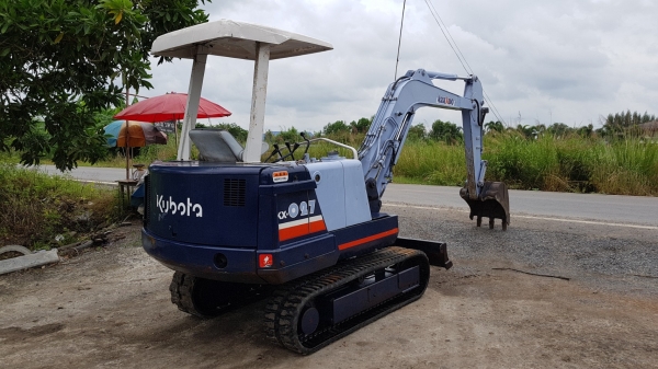 ขายด่วนรถแบคโฮKUBOTAคูโบต้าKX27เทียบเท่าPC30เครื่องคูโบต้า3สูบคอลโทนสั้นดีปั่มแรงรถนอกเพิ่งนำเข้ามาใหม่ยังไม่เคยใช้งานในเมืองไทยเลย