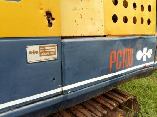 KOMATSU  PC 100-3