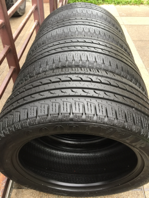 ยาง Goodyear 265 50 20 ปลายปี15 ดอกเต็ม ไม่มีปะ ใช้ยาว ราคาไม่แพง
