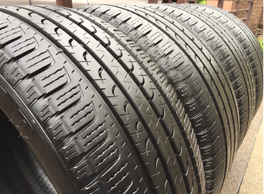 ยาง Goodyear 265 50 20 ปลายปี15 ดอกเต็ม ไม่มีปะ ใช้ยาว ราคาไม่แพง