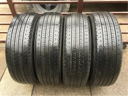 ยาง Bridgestone 215 70 16 ปี15 ดอกเต็ม ใช้ยาว ราคาไม่แพง