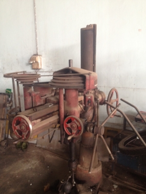 ขายด่วน แท่น สว่าน เจาะ  หมุนได้ขึ้นลง พร้อมใช้งาน 35000