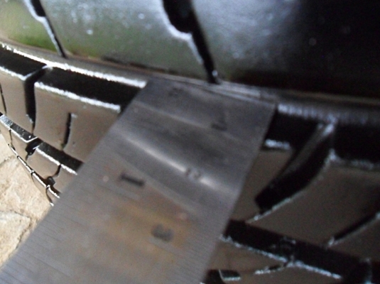 ยางกระบะ+แม็ก เอนไกแท้ 6รู139 ยางลงพื้นปี16 ดอกหนาเว่อร์1เซ็น คู่ละ2600