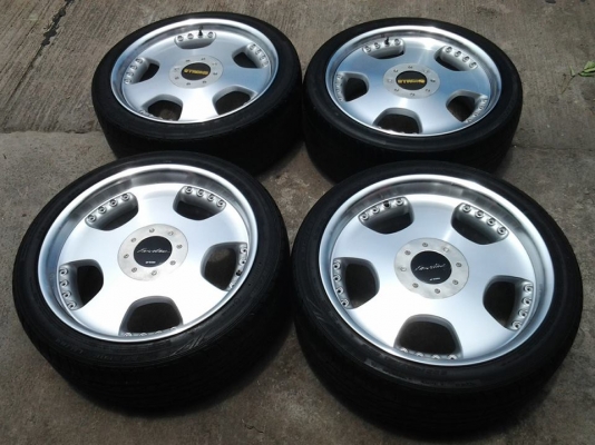 W work แท้ ขอบ 18x7.5 / 4x114 กับ 5x114 off หน้า 48 หลัง 30