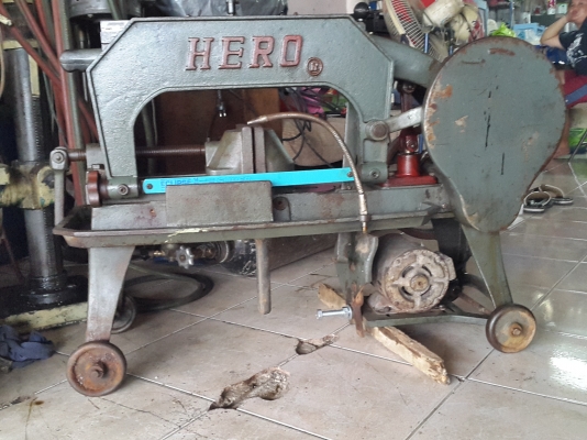 แท่นเลื่อย HERO 14 นิ้ว สภาพสวยๆ พร้อมใช้งาน ไฟบ้าน ด่วนๆๆๆ 9,500