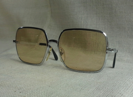 แว่นตาเทพเจ้าของชาวเยอรมัน ยุค &#039;70s ราชสีห์เงิน! ตัวเทพบุตร! Vintage RODENSTOCK handmade in Ger