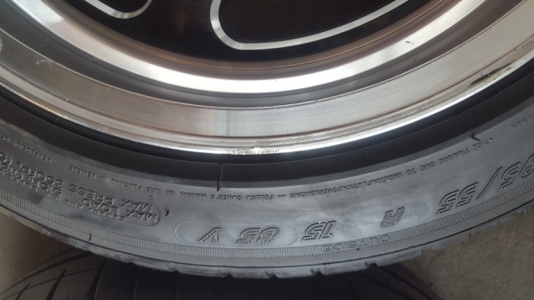 ขายล้อมือ2 WELD ขอบ15 4รู100 หน้า8พร้อมยาง 4 ล้อ