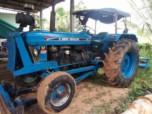 ขายรถไถฟอร์ด คุณชัย0817254719