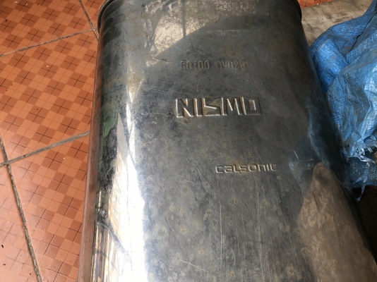 ท่อ NISMO ใส้วน2นิ้ว2 เก่าญี่ปุ่นเเท้สภาพดี