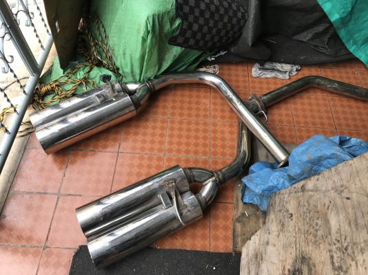 ท่อคู่เเนว VIP ใส้โล่งเลสทั้งเส้นเก่าญี่ปุ่นเเท้สภาพสวย