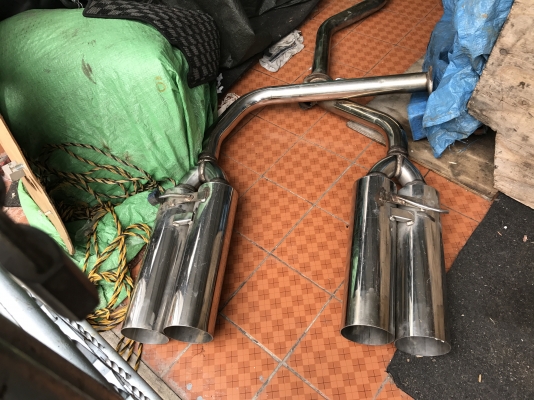 ท่อคู่เเนว VIP ใส้โล่งเลสทั้งเส้นเก่าญี่ปุ่นเเท้สภาพสวย