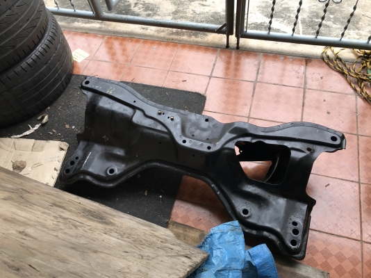 คานหน้าใต้เครื่อง CIVIC EK ตาโตเก่าญี่ปุ่นเเท้สภาพสวยๆ