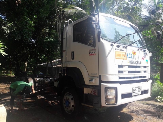 หัวคัสซีสิบล้อแสงเพลา Isuzu 360 แรง ปี 55 เดิมๆ พร้อมใช้งานค่ะ