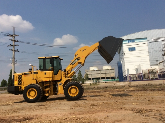 ด่วน!!!รถตักล้อยาง LOVOL รุ่น FL936F-II เป็นรถนำเข้าจากจีน มีระสิทธิภาพสูง ประหยัดเชื้อเพลิง ทนทานสู้งานหนัก ไม่เคยใช้งานในไทยมาก่อน