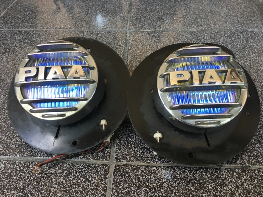 สปอตไลท์ PIAA สปอตไลท์ PIAA