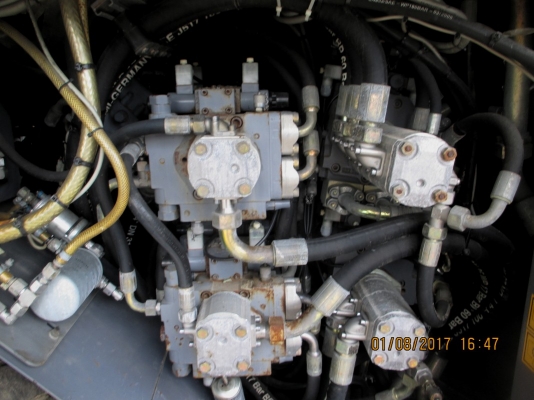 VOGELE S1803-2  เครื่อง Perkins เตา AB500-2  ปี2008 รถสวยมากๆ  092-929-9942 ธีรเทพ