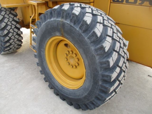 ขายรถตักล้อยาง CAT 910F ขายรถตักล้อยาง CAT 910F