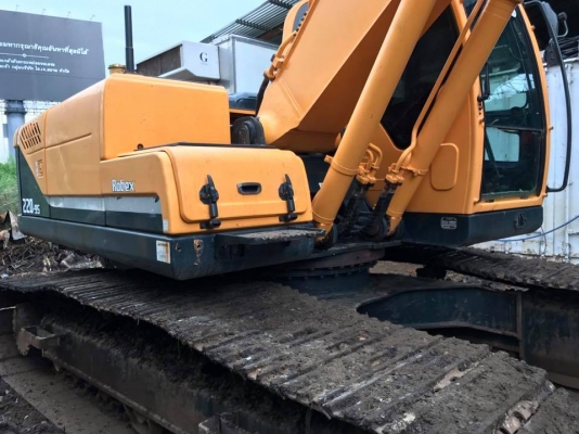 ขายครับ HYUNDAI 220-9s 3000 ชมพร้อมใช้เปลี่ยนของเหลวหมดแล้ว รถออกห้าง