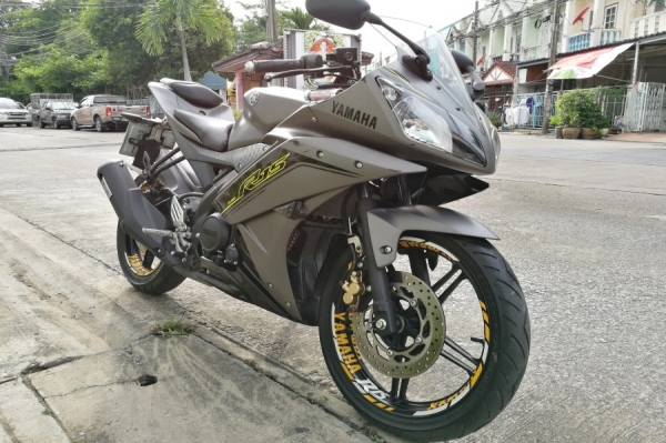 R15 2016 วิ่ง7000 รถบ้านแท้ มือเดียว เล่มชุดโอนครบ ภาษีไม่ขาด