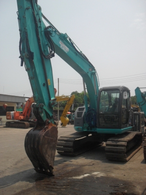 KOBELCO SK 135 SR YY04