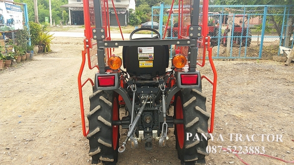 สินค้าเข้าใหม่ รถแทรกเตอร์มือสอง #คูโบต้าB2140 4WD สภาพนางฟ้า ราคา  210,000 บ. พร้อมโครงกันอ้อยและโรตาลี่RX85 ระบบสมบูรณ์ จดทะเบียนปี 57 ผ่านการใช้งานมา 162 ชม.สีเดิมๆ จัดส่งอำเภอศรีสัชนาลัยจังหวัดสุโขทัย