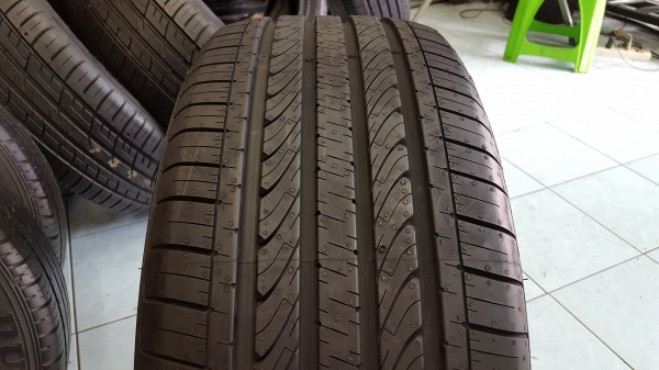 ยางใหม่ตกปี Goodyear Assurance Triplemax 225 50 17 ผลิตปี 2016 ยางไทย ขายถูก 4 เส้น 9,600.- ใส่ถ่วงเปลี่ยนจุ๊บใหม่ฟรี ส่งทั่วไทยค่ะ