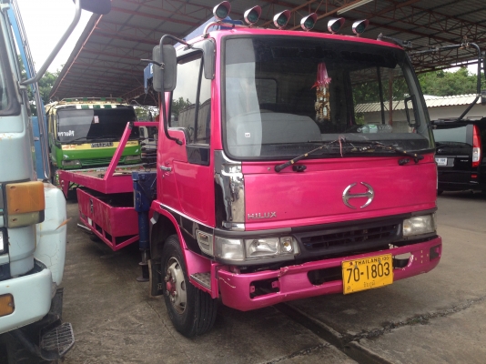 ขายด่วน 6 ล้อ สไลด์ Hino Km 117 แรง มีเครน 1.5 ตัน ขายด่วน 6 ล้อ สไลด์ Hino Km 117 แรง มีเครน 1.5 ตัน