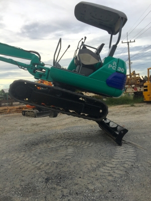 ขายครับรถขุด_KOMATSU PC30-7 สภาพเทพๆ_จากญี่ปุ่น_ขายไปเลยถูกๆ_390,000฿