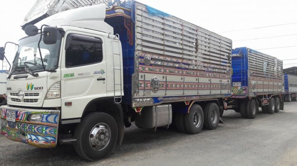 พ่วง 22 ล้อ HINO 344 ปี 53 เบรคน้ำมัน กระบะมิเนียม -ดั้ม อู่โชคชัย บรรทุกของได้ 30,200 กก. พร้อมใช้ ราคา 2.4 ล้าน ต่อรอง