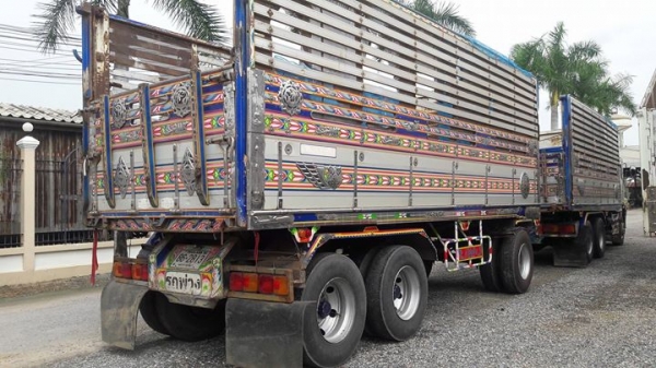 พ่วง 22 ล้อ HINO 344 ปี 53 เบรคน้ำมัน กระบะมิเนียม -ดั้ม อู่โชคชัย บรรทุกของได้ 30,200 กก. พร้อมใช้ ราคา 2.4 ล้าน ต่อรอง