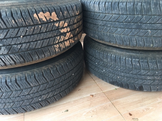 ล้อแม็กซ์ Ford 17 พร้อมยางบริดโตน 265/65/17 ปี 13 ดอกยังหนา ล้อแม็กซ์ Ford 17 พร้อมยางบริดโตน 265/65/17 ปี 13 ดอกยังหนา