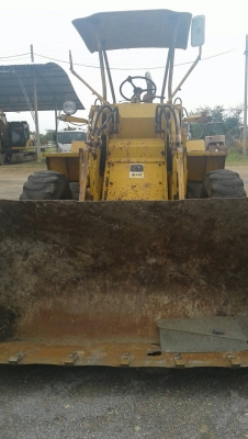 รถตักล้อยาง CAT 910 สภาพดี พร้อมใช้งาน