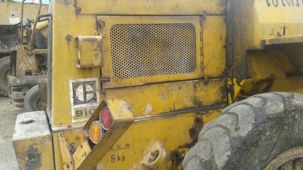 รถตักล้อยาง CAT 910 สภาพดี พร้อมใช้งาน