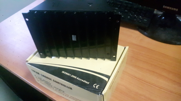 โซล่าคอนโทรลชาร์จเจอ ขนาด 60A 12V/24V PWM โซล่าคอนโทรลชาร์จเจอ ขนาด 60A 12V/24V PWM