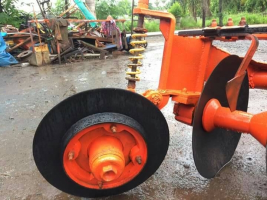 ผานพรวนรุ่น6ใบ22นิ้วสภาพดีพร้อมใช้คับ ผานพรวนรุ่น6ใบ22นิ้วสภาพดีพร้อมใช้คับ