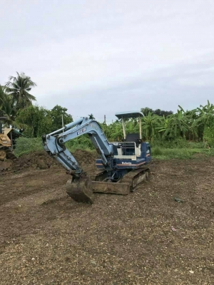 ขาย 225,000 บาท KUBOTA MX30 (บุ้งกี๋ +พร้อมหัวเจาะ) เครื่องดี ปั้มแรง โช่หนา เอวแน่น เอกสารชื้อขาย รถอยู่ จ.นครปฐม  090-772-3710 090-772-3708