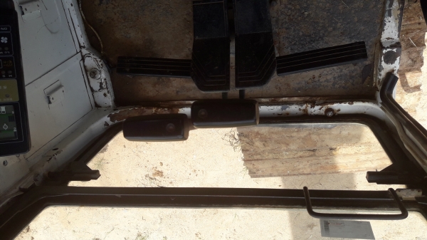 รถแบคโฮ KOMATSU PC200-5 สภาพดี พร้อมใช้งาน เครื่องดี ปั้มแรง ระบบไฟฟ้าครบ