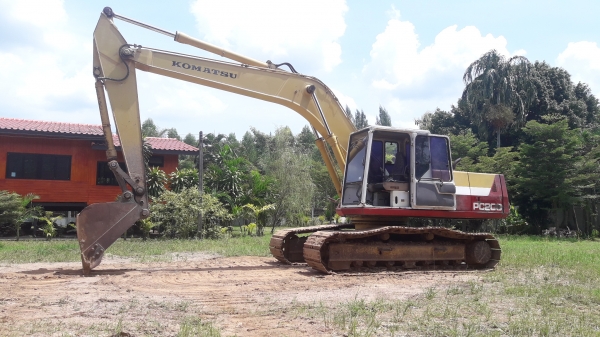 รถแบคโฮ KOMATSU PC200-5 สภาพดี พร้อมใช้งาน เครื่องดี ปั้มแรง ระบบไฟฟ้าครบ