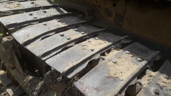 ขายรถแทรกเตอร์ CAT D4 สภาพพร้อมใช้งาน ราคาไม่แรง